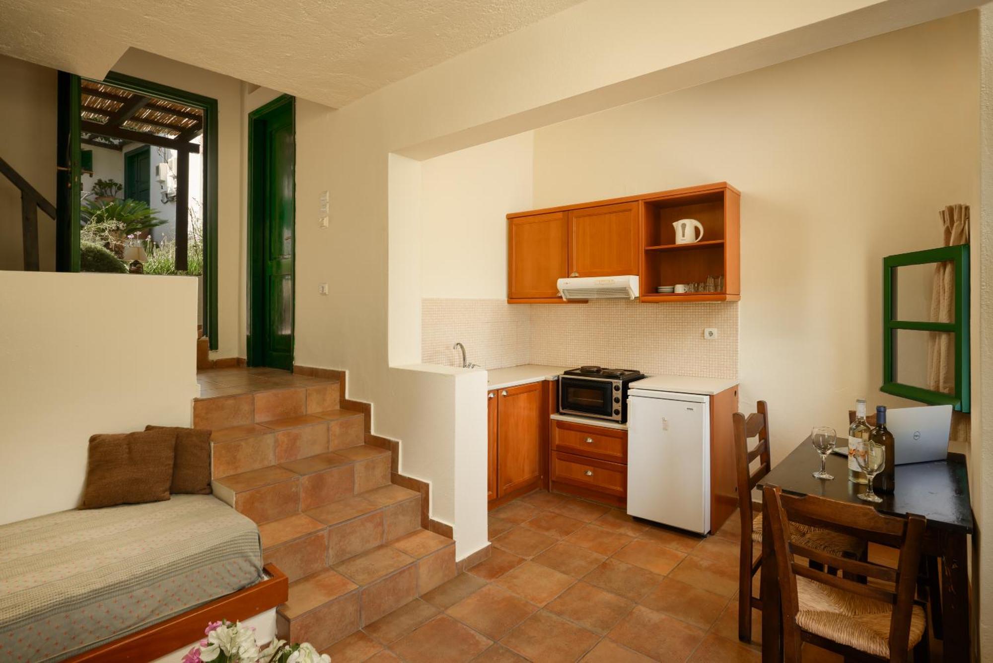 Kalimera Village 3* Hersonissos (Crete)